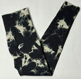 Load image into Gallery viewer, AuraDye Leggings (Black)